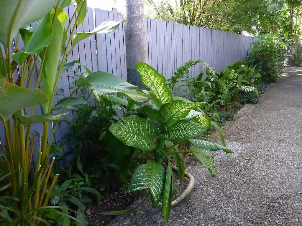 Homestay At Julie'S Cairns