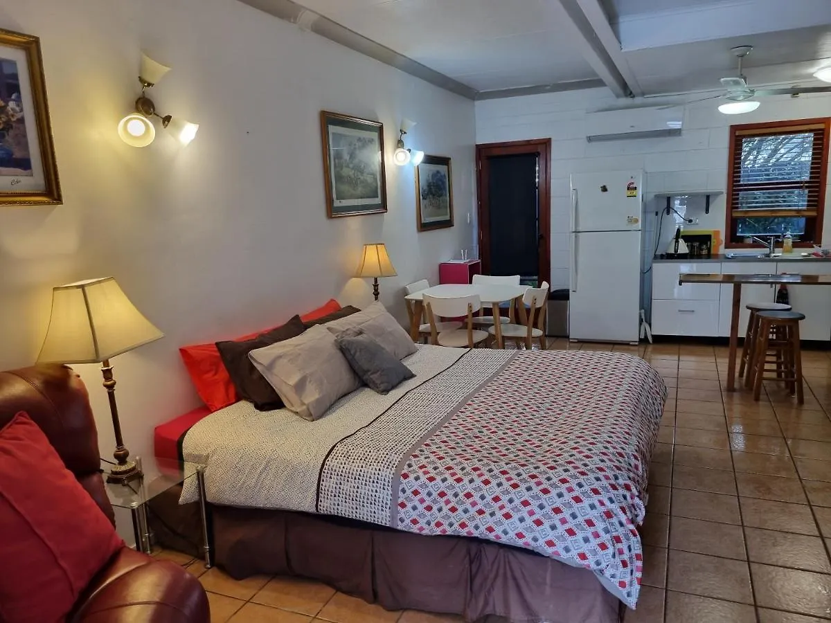 Homestay At Julie'S Cairns Australia